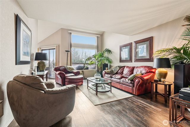 18625 48th Place S, Seatac, WA 98188