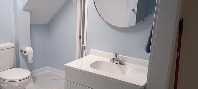 576 Longfield Ave, Louisville, KY 40215