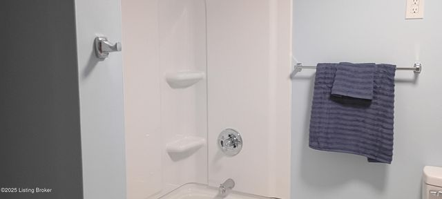 576 Longfield Ave, Louisville, KY 40215