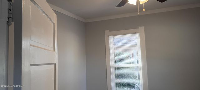 576 Longfield Ave, Louisville, KY 40215