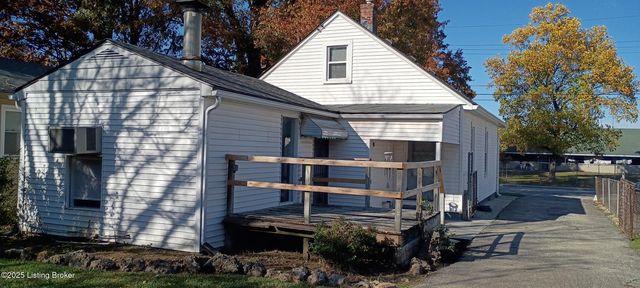 576 Longfield Ave, Louisville, KY 40215