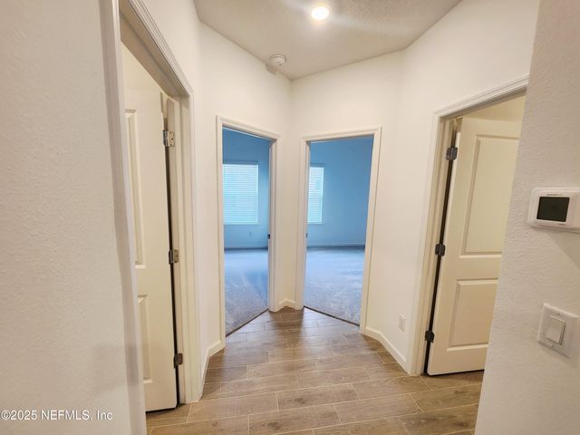 8505 HORSEBIT Circle, Jacksonville, FL 32219