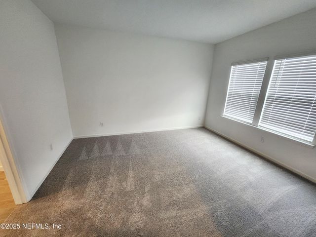 8505 HORSEBIT Circle, Jacksonville, FL 32219