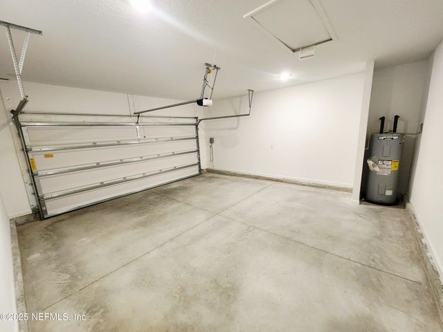 8505 HORSEBIT Circle, Jacksonville, FL 32219