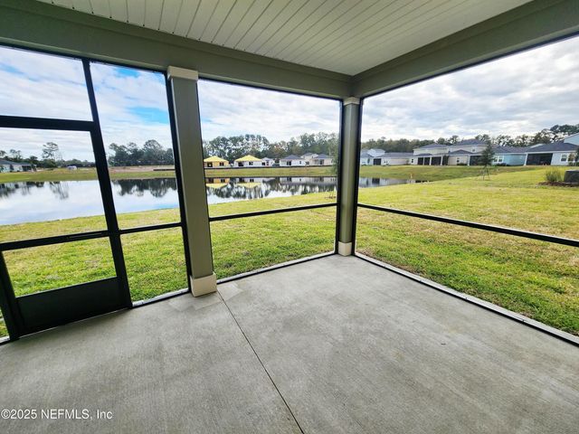 8505 HORSEBIT Circle, Jacksonville, FL 32219