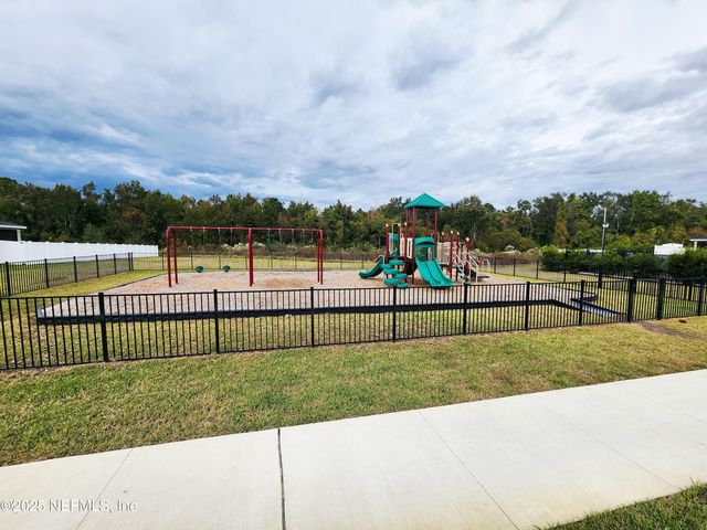 8505 HORSEBIT Circle, Jacksonville, FL 32219