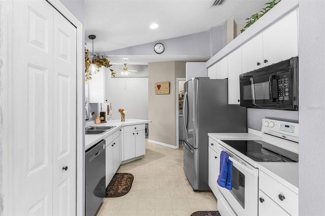 27491 LAS LOMAS DRIVE, Punta Gorda, FL 33955