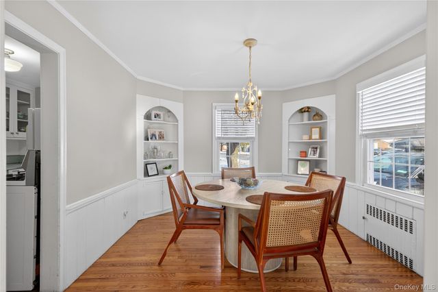 29 Babylon Turnpike, Merrick, NY 11566