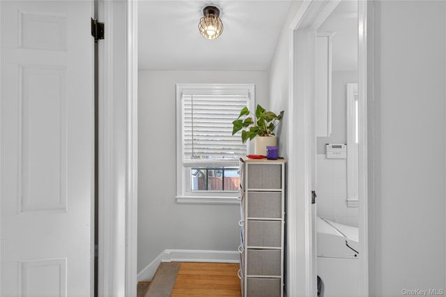 29 Babylon Turnpike, Merrick, NY 11566