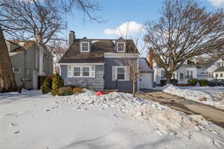 29 Babylon Turnpike, Merrick, NY 11566