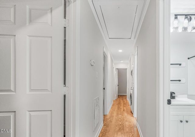 201 Howell Street 300a, Chapel Hill, NC 27514