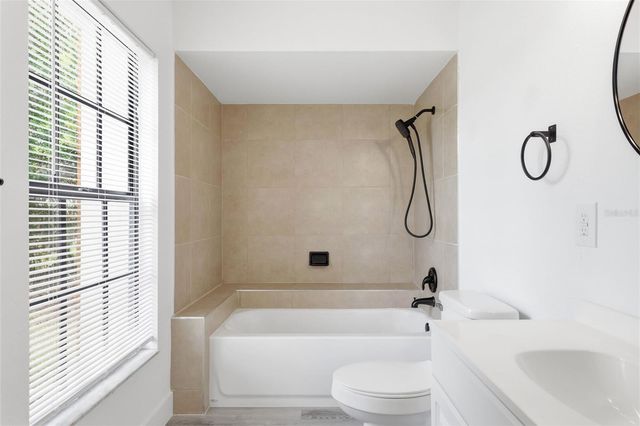 1214 PACE DRIVE NW, Palm Bay, FL 32907