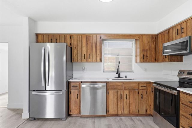 1214 PACE DRIVE NW, Palm Bay, FL 32907