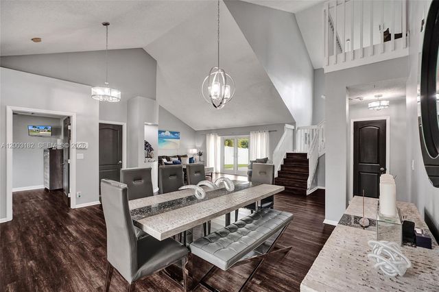 19387 NW 13th St, Pembroke Pines, FL 33029