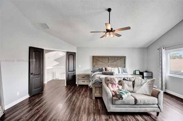 19387 NW 13th St, Pembroke Pines, FL 33029