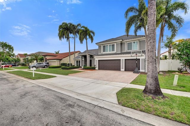 19387 NW 13th St, Pembroke Pines, FL 33029