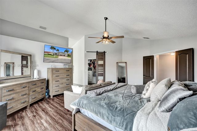 19387 NW 13th St, Pembroke Pines, FL 33029