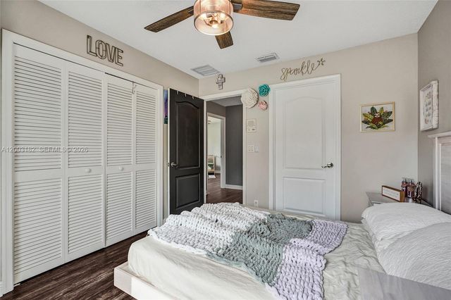 19387 NW 13th St, Pembroke Pines, FL 33029