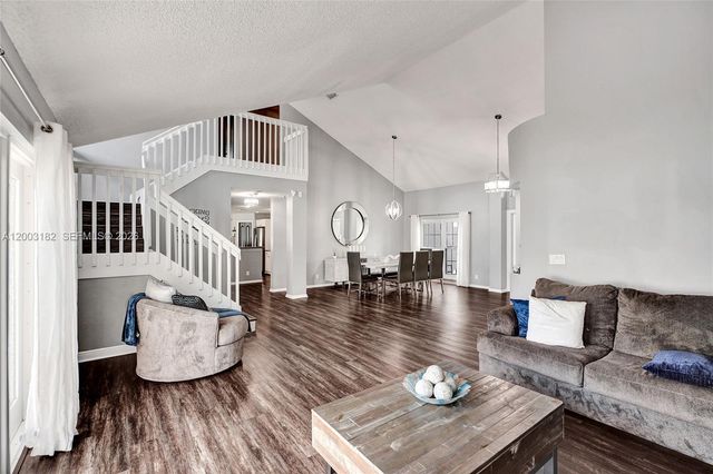 19387 NW 13th St, Pembroke Pines, FL 33029