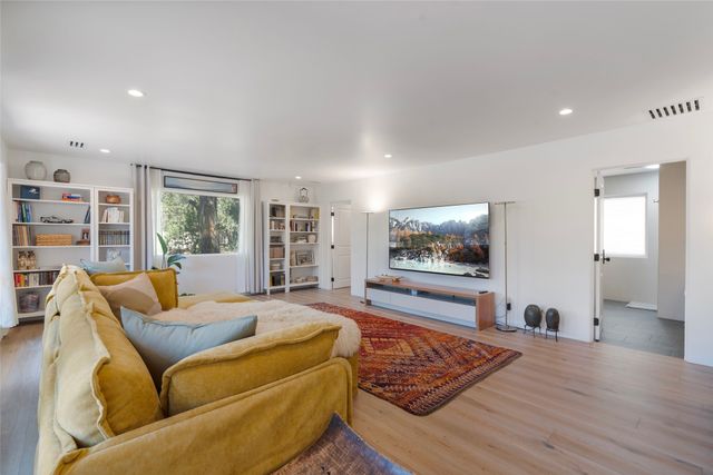 1366 Don Gaspar, Santa Fe, NM 87505