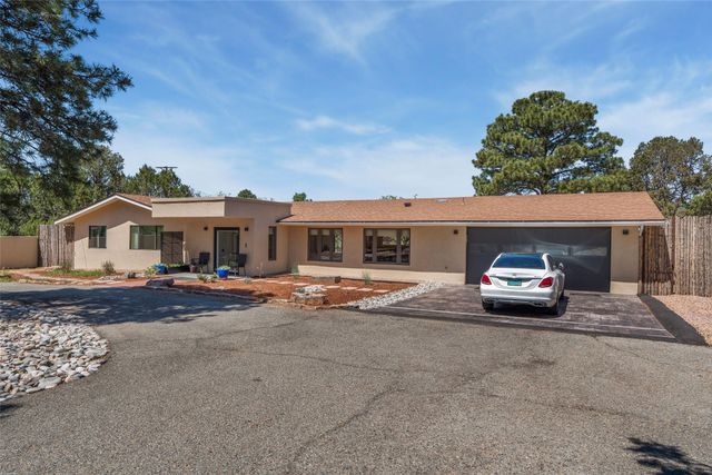 1366 Don Gaspar, Santa Fe, NM 87505