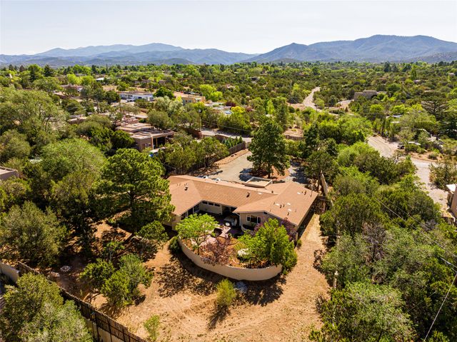 1366 Don Gaspar, Santa Fe, NM 87505