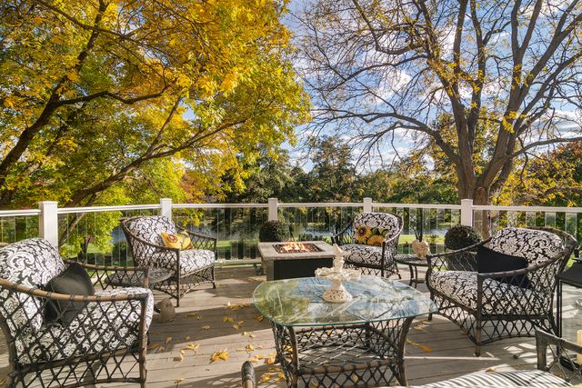 1520 Macalpin Circle, Inverness, IL 60010