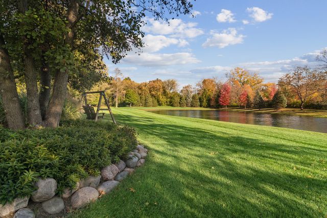 1520 Macalpin Circle, Inverness, IL 60010
