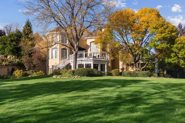 1520 Macalpin Circle, Inverness, IL 60010