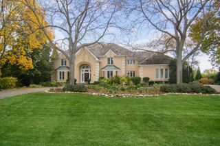 1520 Macalpin Circle, Inverness, IL 60010