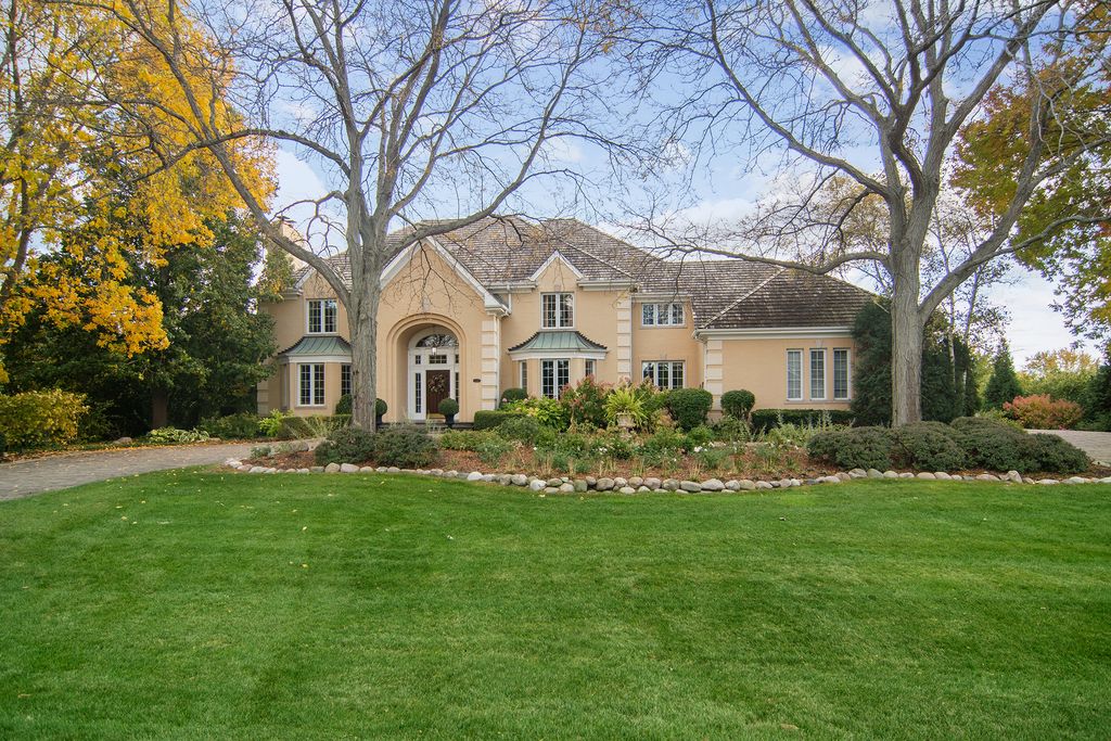 1520 Macalpin Circle, Inverness, IL 60010