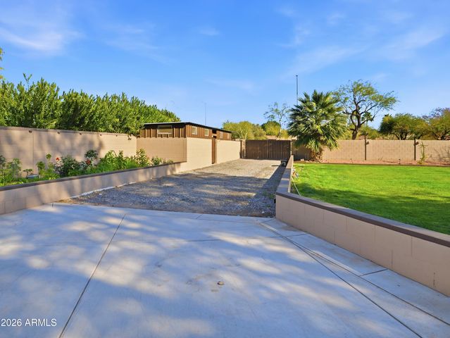 3154 E Inverness Avenue, Mesa, AZ 85204