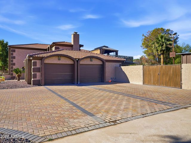 3154 E Inverness Avenue, Mesa, AZ 85204