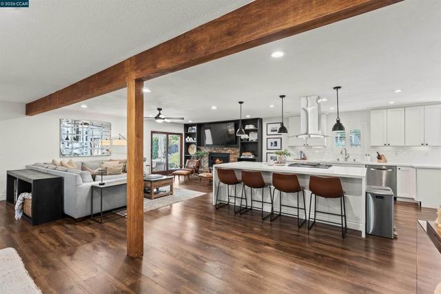 616 Minert Rd, Walnut Creek, CA 94598