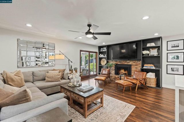 616 Minert Rd, Walnut Creek, CA 94598