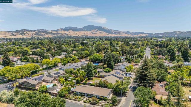 616 Minert Rd, Walnut Creek, CA 94598