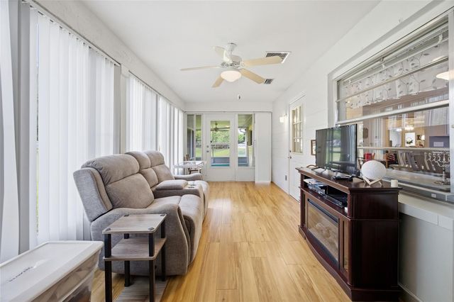 9335 SW 85TH TERRACE E, Ocala, FL 34481