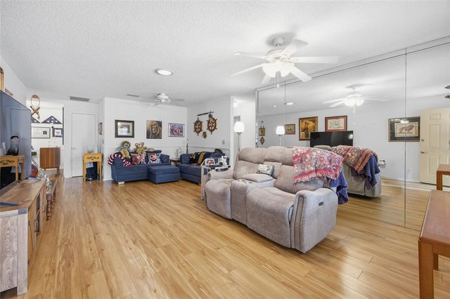 9335 SW 85TH TERRACE E, Ocala, FL 34481