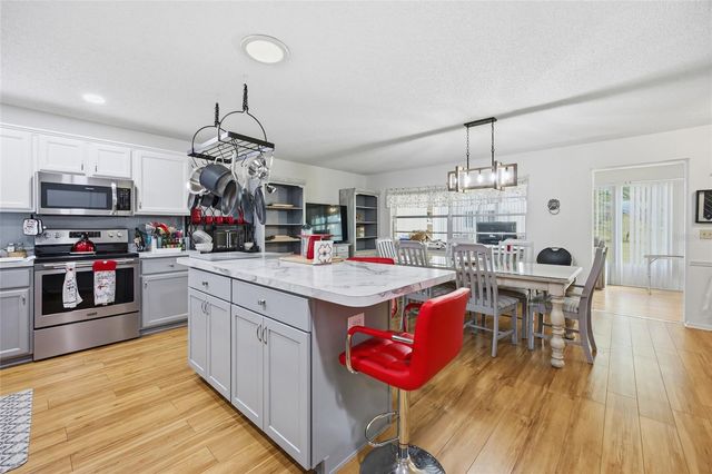 9335 SW 85TH TERRACE E, Ocala, FL 34481