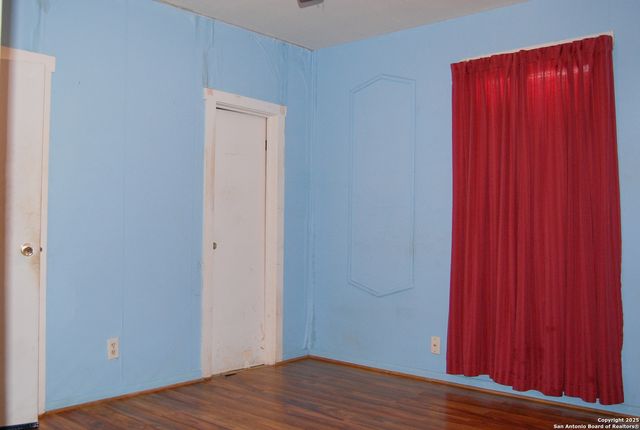 201 S. Alta Vista, Beeville, TX 78022