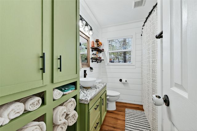 1115 Oakridge Drive, Denison, TX 75020