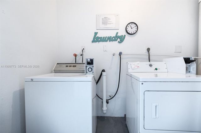 2500 Diana Dr 216, Hallandale Beach, FL 33009