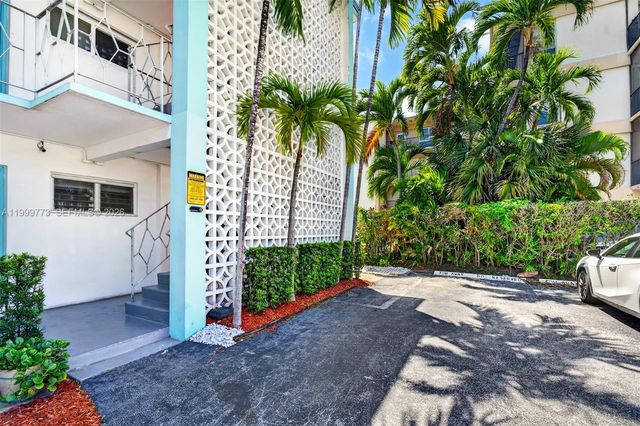 2500 Diana Dr 216, Hallandale Beach, FL 33009