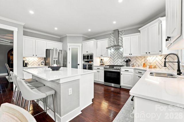 17021 Laurelmont Court, Fort Mill, SC 29707