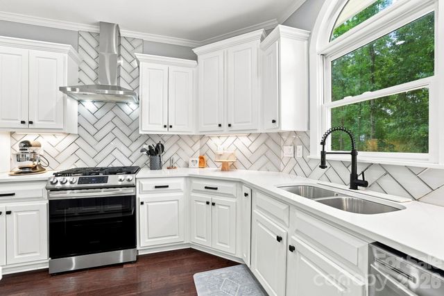 17021 Laurelmont Court, Fort Mill, SC 29707