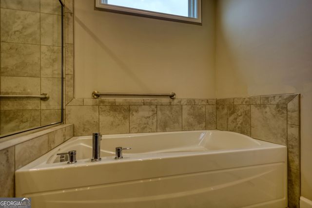 1011 Slip Path, Greensboro, GA 30642