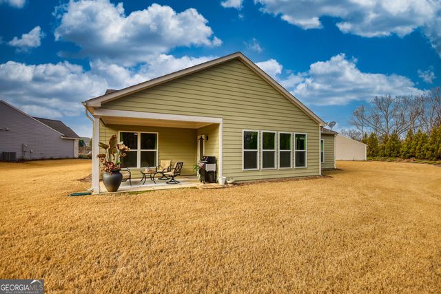 1011 Slip Path, Greensboro, GA 30642