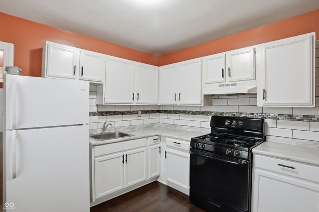 2941 E Brookside Avenue, Indianapolis, IN 46218