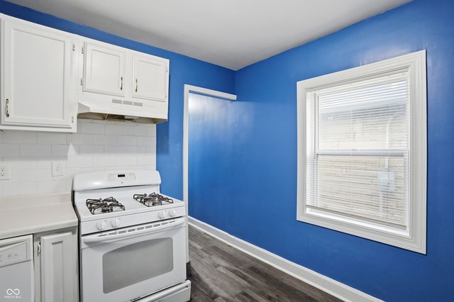 2941 E Brookside Avenue, Indianapolis, IN 46218