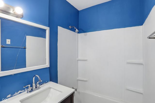 2941 E Brookside Avenue, Indianapolis, IN 46218